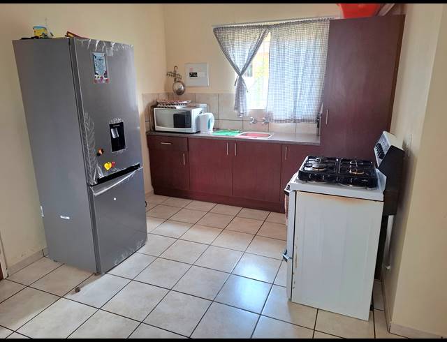 2 BEDROOM HOUSE FOR SALE IN GLEN HARVIE